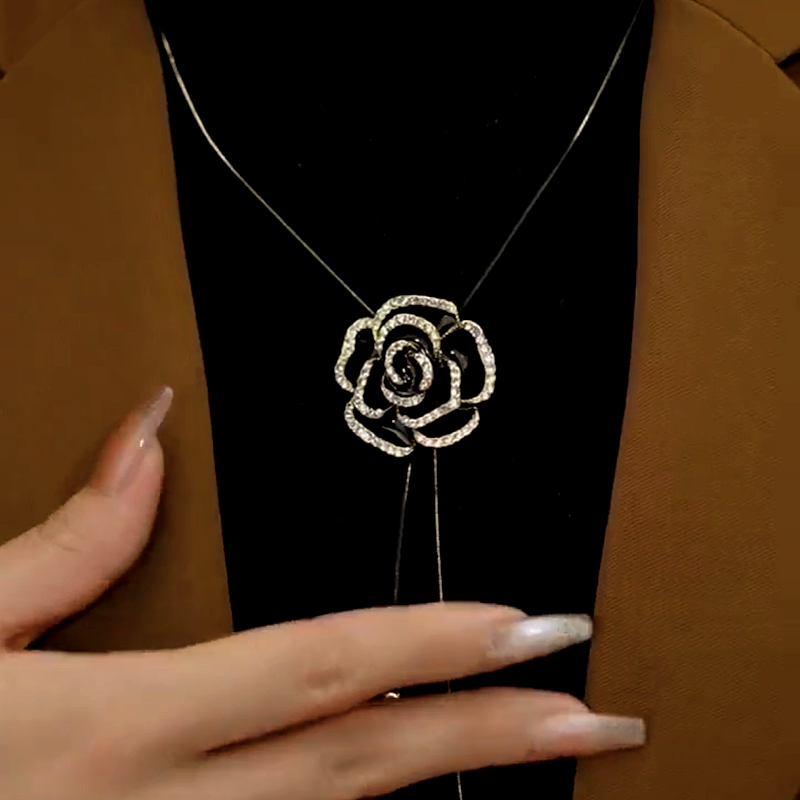 14K Gold-Plated Adjustable Rose Sweater Chain Necklace