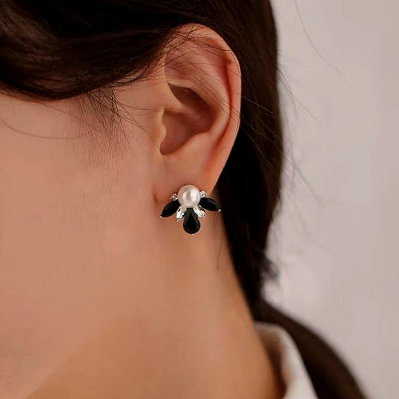 14K Gold-Plated Black Petal Pearl Stud Earrings