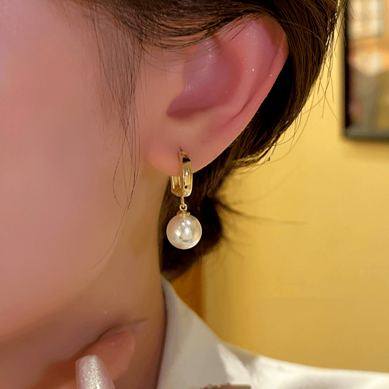 14K Gold-Plated D Letter Hoop Earrings