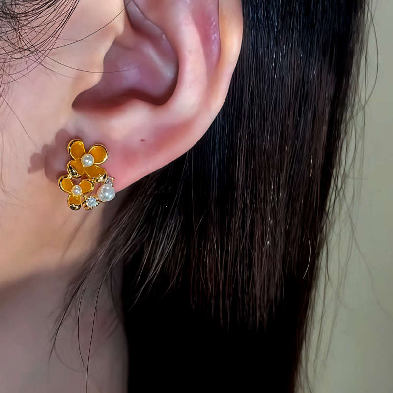 14K Gold-Plated Diamond Pearl Osmanthus Stud Earrings