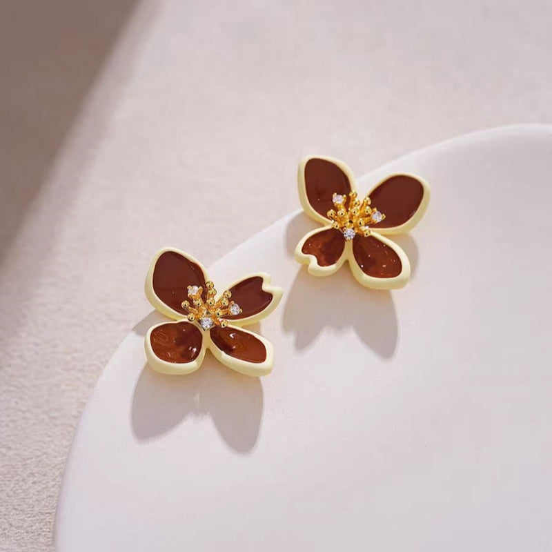 14K Gold-Plated Elegant Maillard Color Flower Stud Earrings