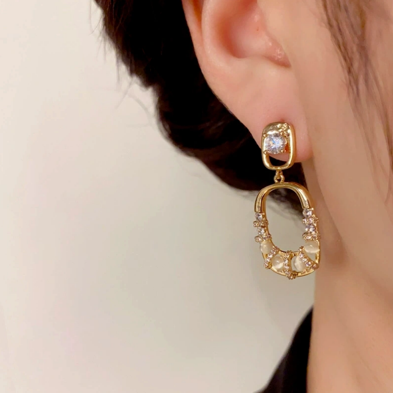14K Gold-Plated Elegant Diamond Geometric Square Earrings