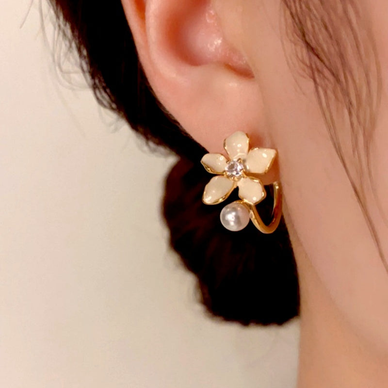 14K Gold-Plated Elegant Flower Pearl Earrings