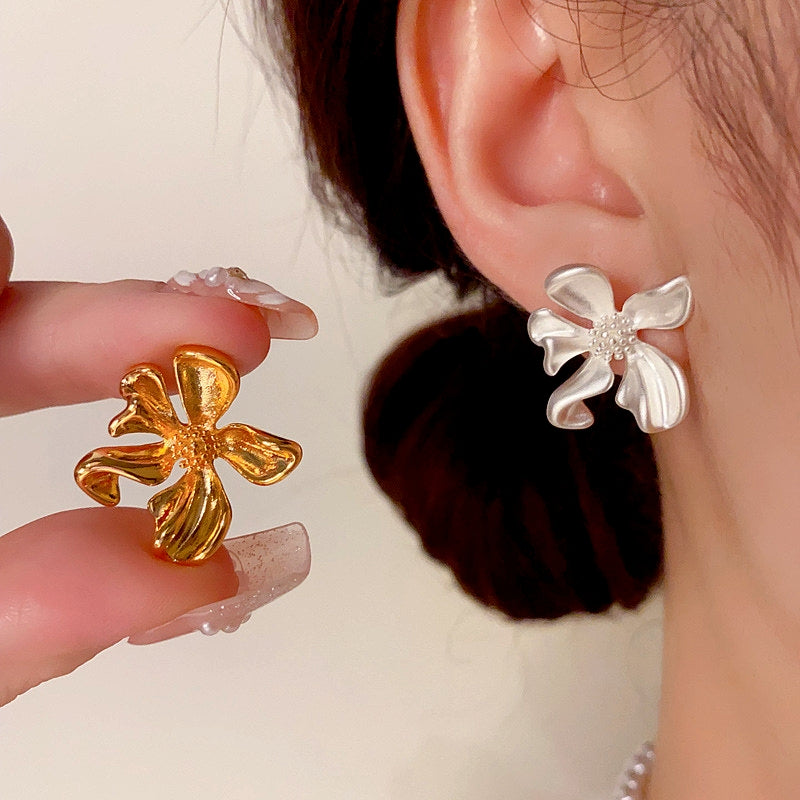 14K Gold-Plated Elegant Irregular Flower Stud Earrings