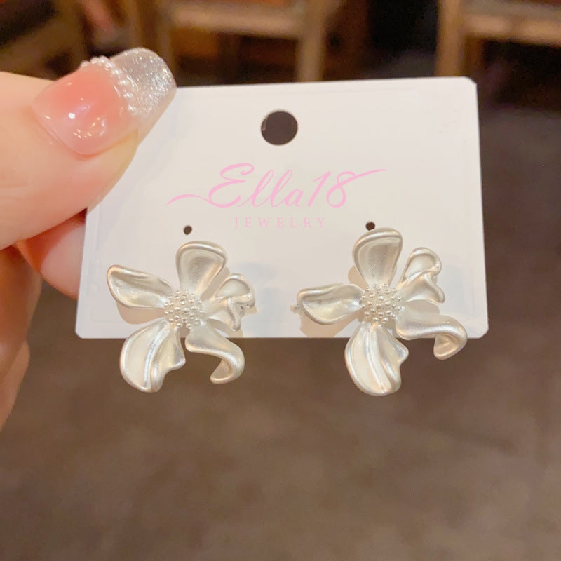 14K Gold-Plated Elegant Irregular Flower Stud Earrings