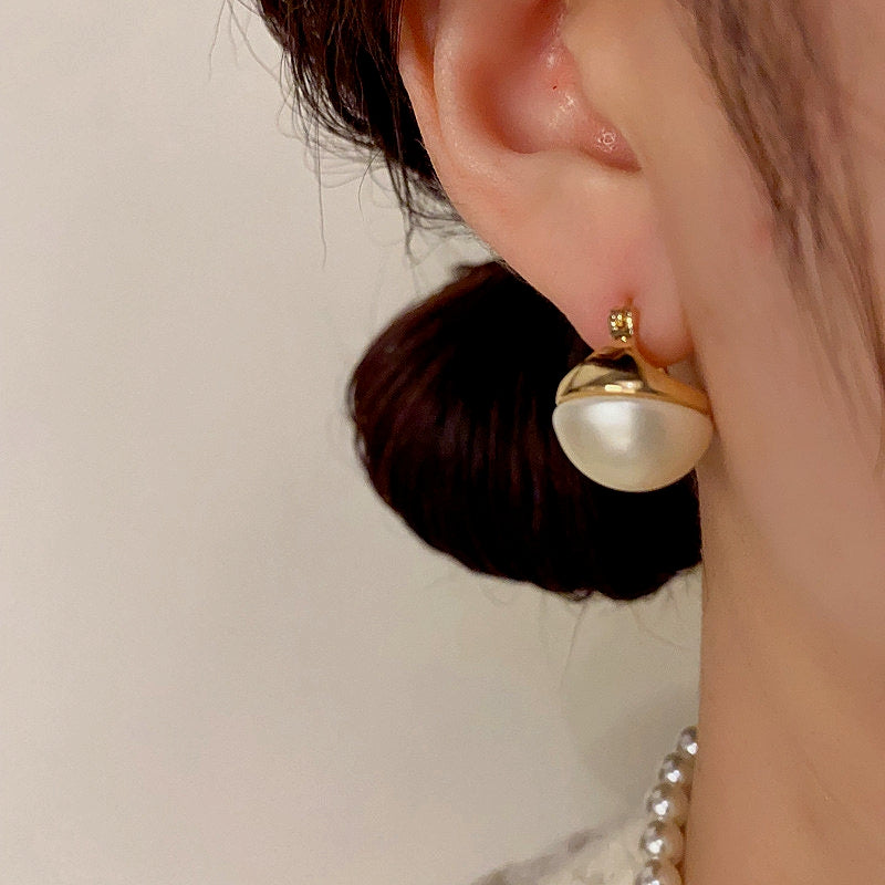 14K Gold-Plated Elegant Round Pearl Earrings