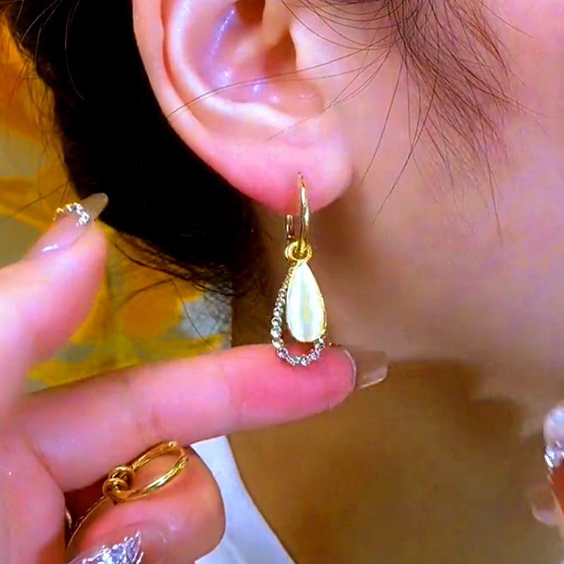 14K Gold-Plated Elegant Tear Drop Earrings