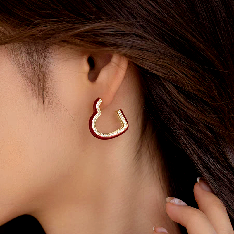 14K Gold-Plated Elegant Wine Red Glaze Heart Earrings