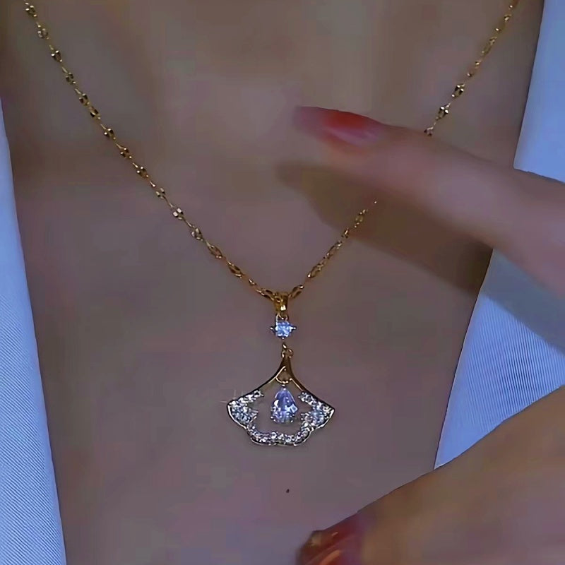 14K Gold-Plated Fan-Shaped Necklaces