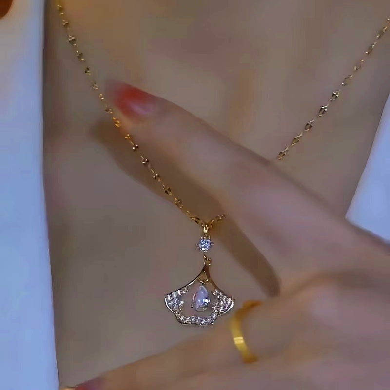 14K Gold-Plated Fan-Shaped Necklaces
