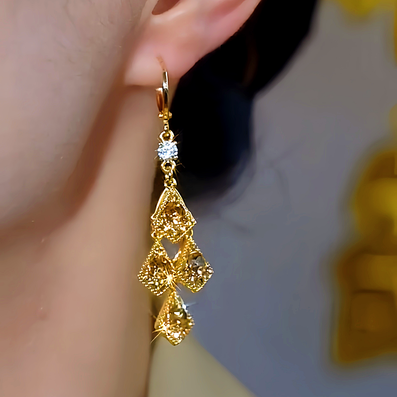 14K Gold-Plated Luxury Three-Dimensional Crystal Diamond Geometric Earrings