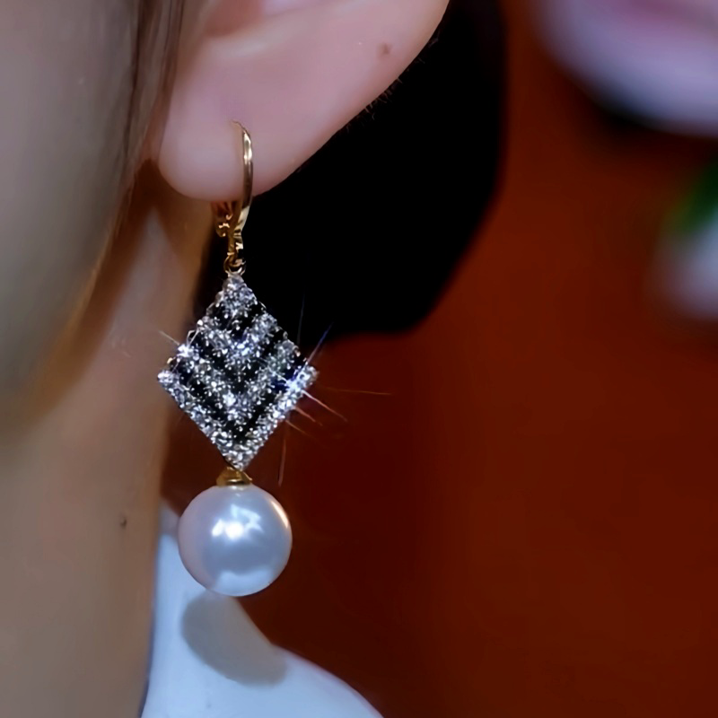 14K Gold-Plated Zircon Black And White Diamond Pearl Earrings