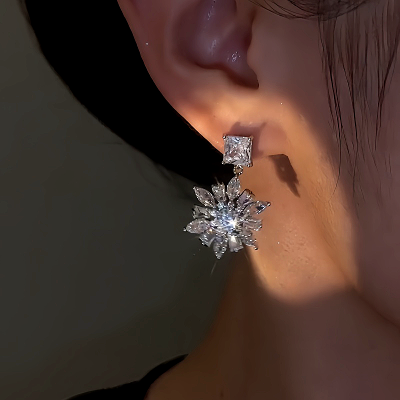 14K Gold-Plated Zircon Flower Earrings