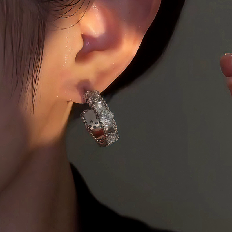 14K Gold-Plated Zircon Four-Leaf Clover C-Shaped Earrings