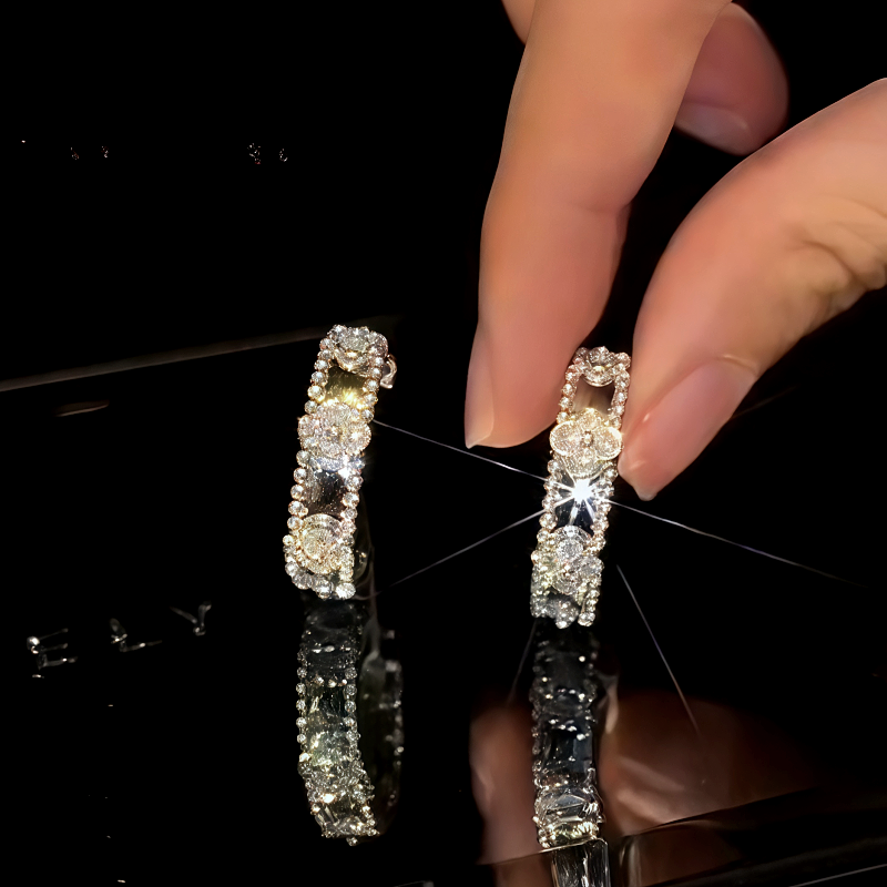 14K Gold-Plated Zircon Four-Leaf Clover C-Shaped Earrings