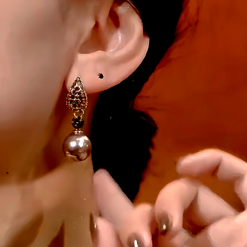 14K Gold-Plated Zircon Leaf Pearl Earrings