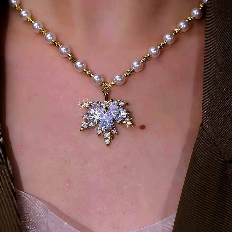 14K Gold-Plated Zircon Maple Leaf Pearl Necklace