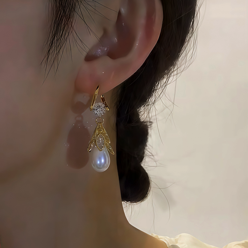 14K Gold-Plated Zircon Pearl Tasel Earrings