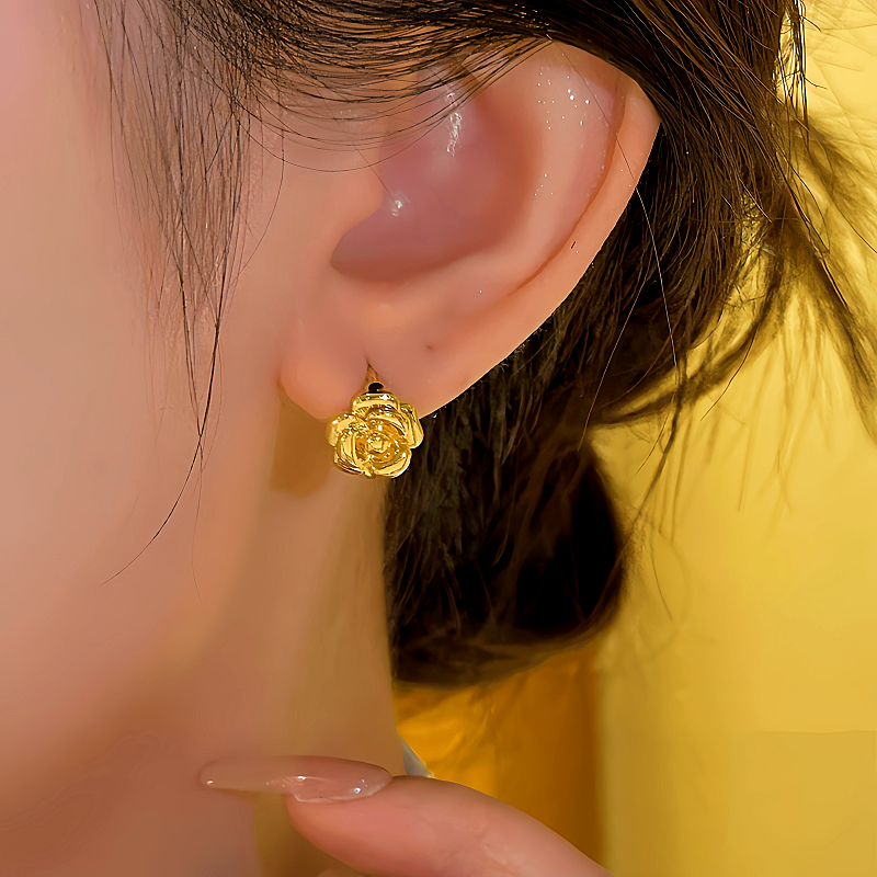 14K Gold-plated Camellia Small Hoop Earrings
