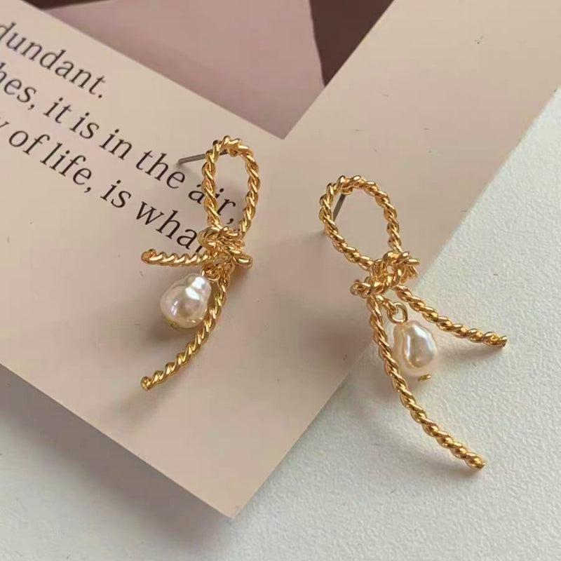 14K Gold-plated Elegant Braided Pearl Earrings