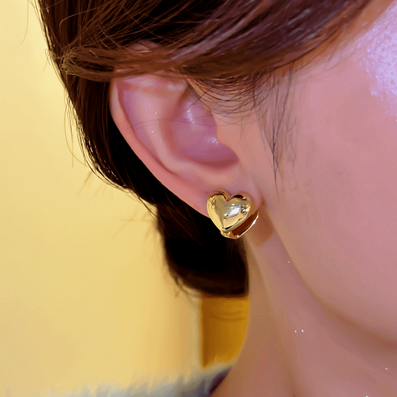 14K Gold-plated Elegant Double-Sided Enamel Heart Earrings