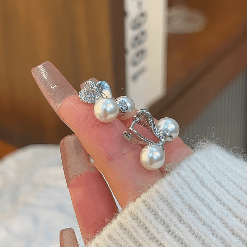 14K Gold-plated Elegant Heart Double-Sided Pearl Earrings