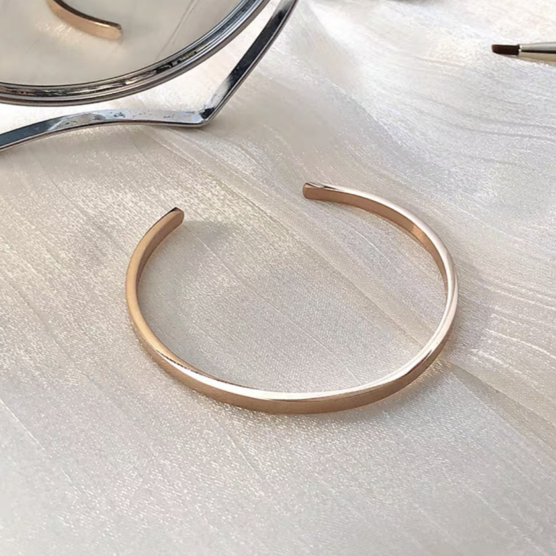 14K Gold-plated Hollow Bracelets