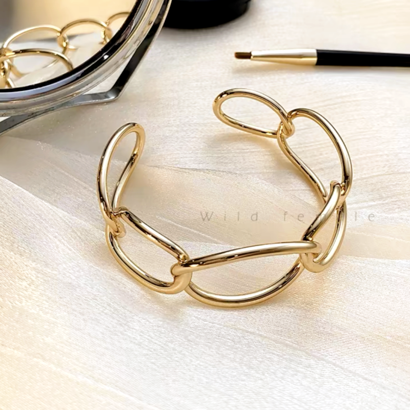 14K Gold-plated Hollow Bracelets