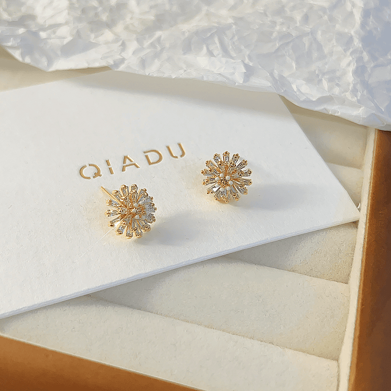 14K Gold-plated Luxury Daisy Flower Stud Earrings