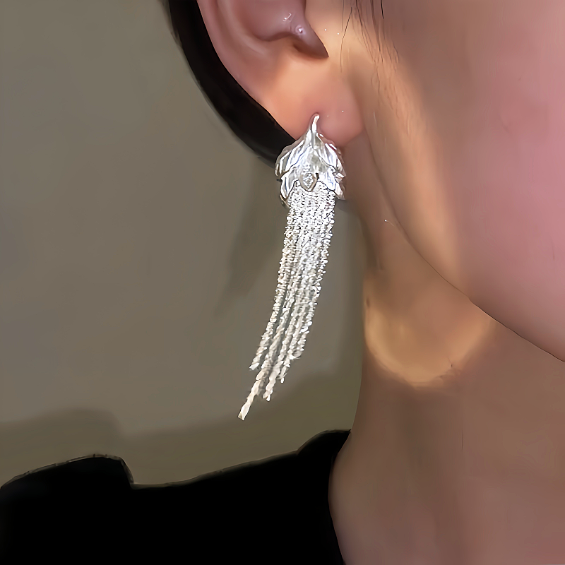 14K Gold-plated Luxury Leaf Tassel Earrings