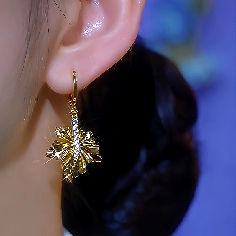 14K Gold-plated Luxury Maple Leaf Earrings