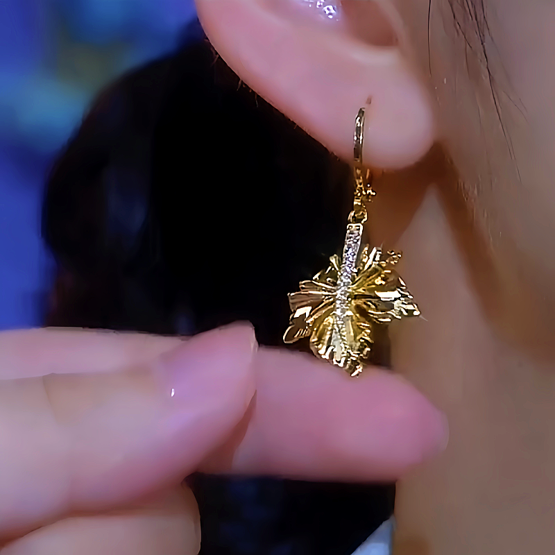 14K Gold-plated Luxury Maple Leaf Earrings