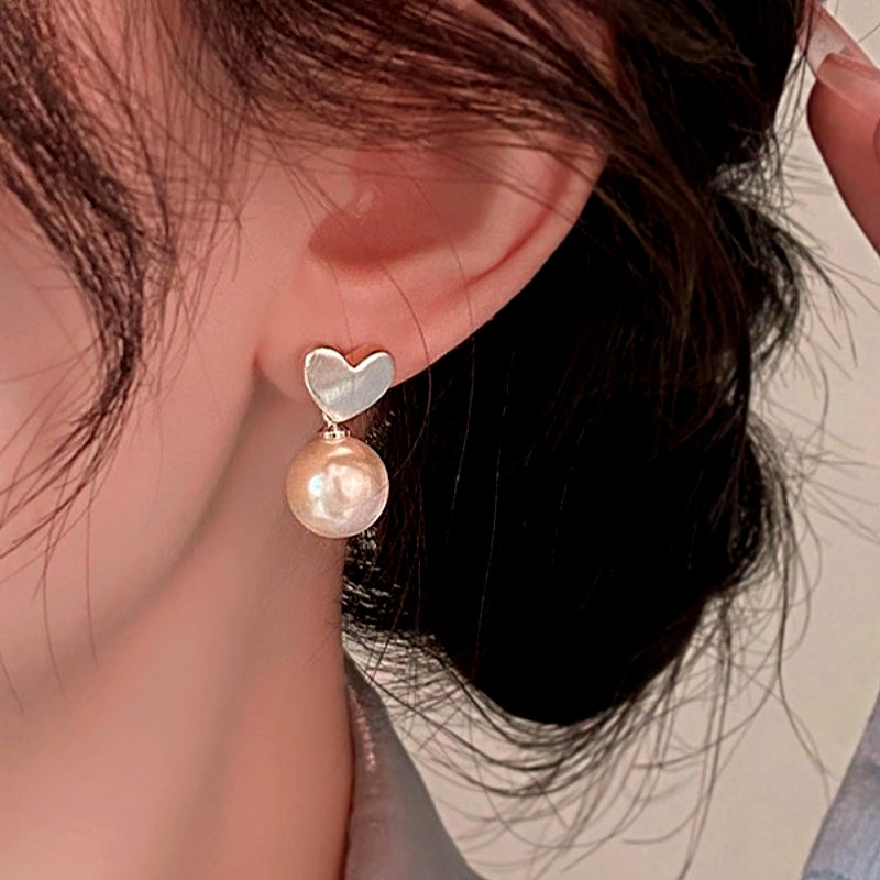 14K Gold-plated Peach Heart Pearl Earrings
