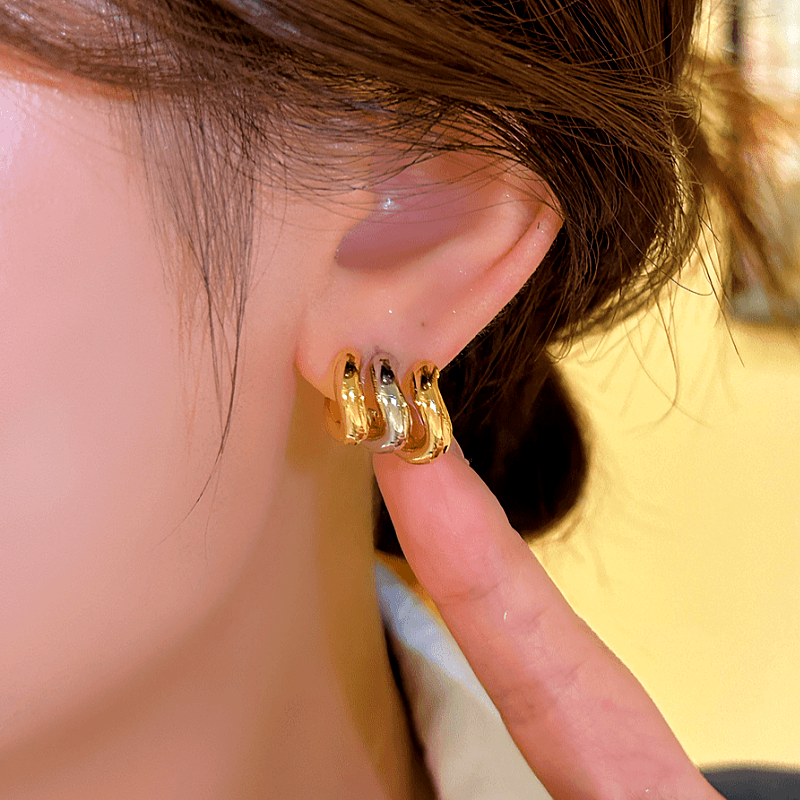 14K Gold-plated Wavy Three-Layer Stud Earrings