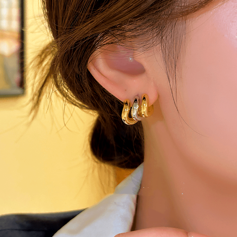 14K Gold-plated Wavy Three-Layer Stud Earrings