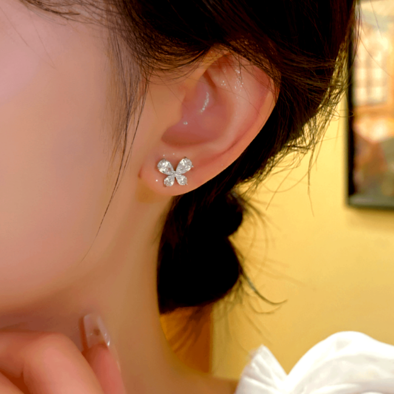 14K Gold-plated Zircon Butterfly And Pearl Earrings