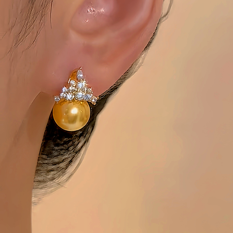 14K Gold-plated Zircon Crown Stud Earrings