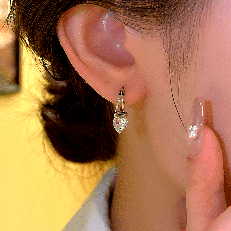 14K Gold-plated Zircon Heart-Design Small Hoop Earrings
