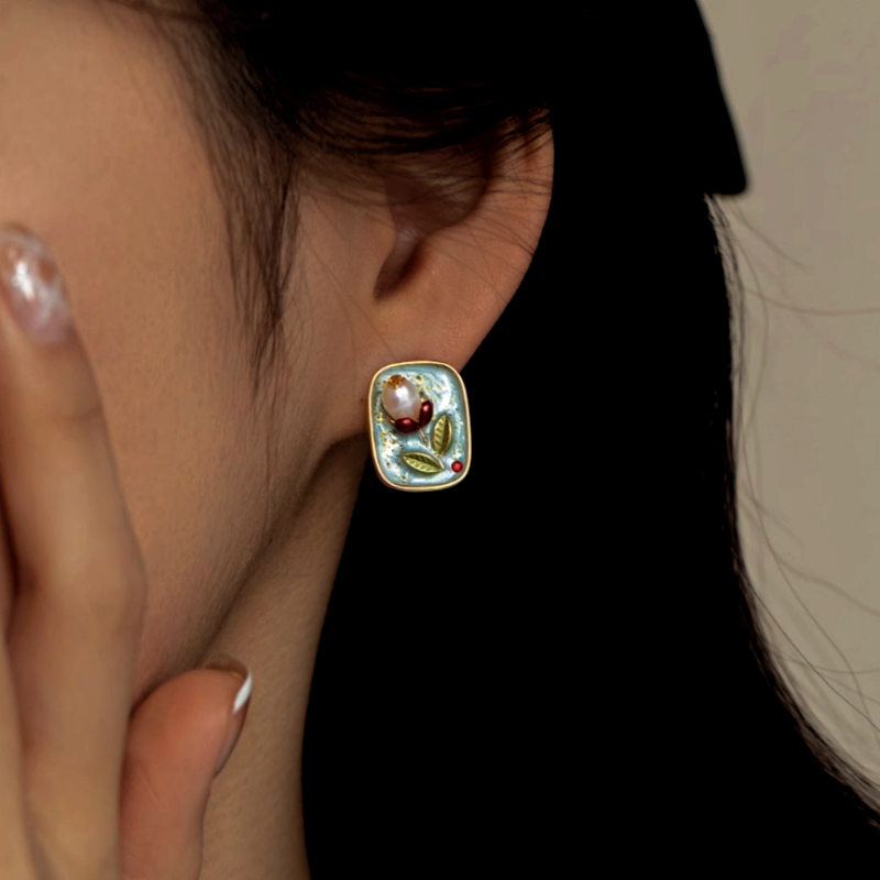 18K Gold-Plated Natural Pearl Flower Stud Earrings