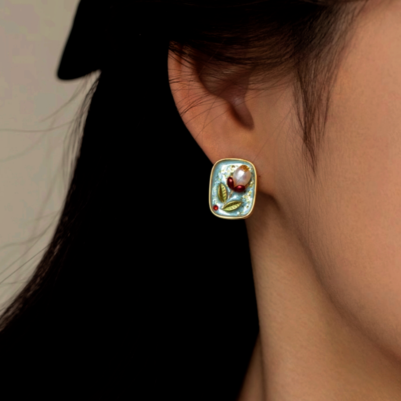 18K Gold-Plated Natural Pearl Flower Stud Earrings