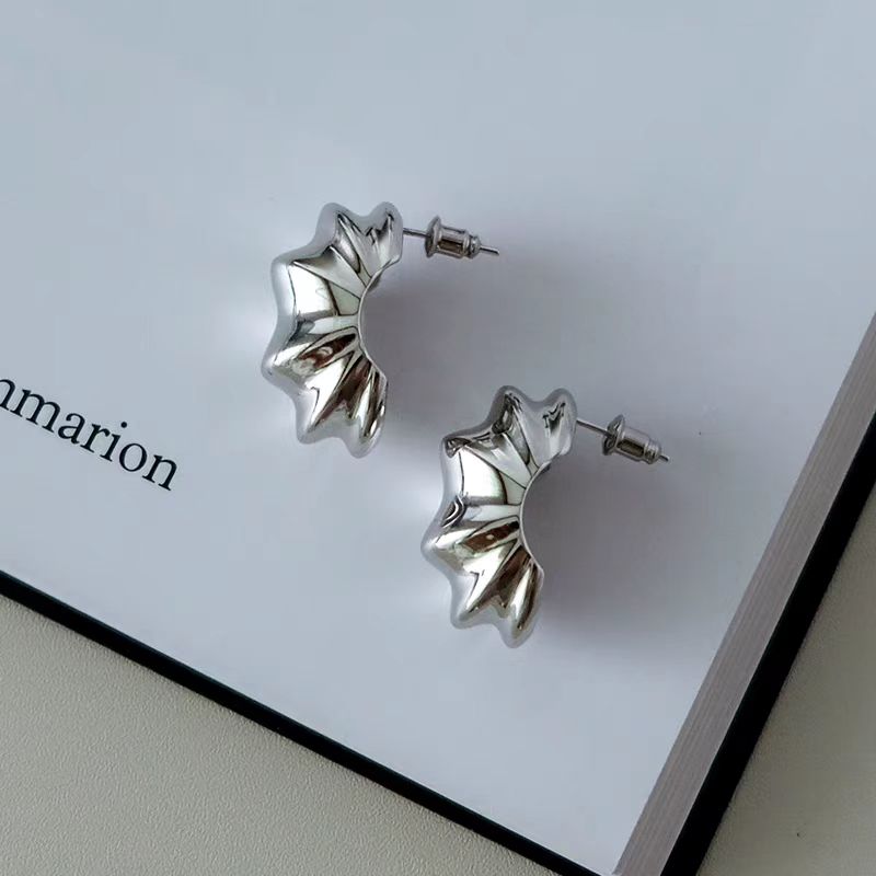 18K Gold-Plated Twisted Pattern Earrings