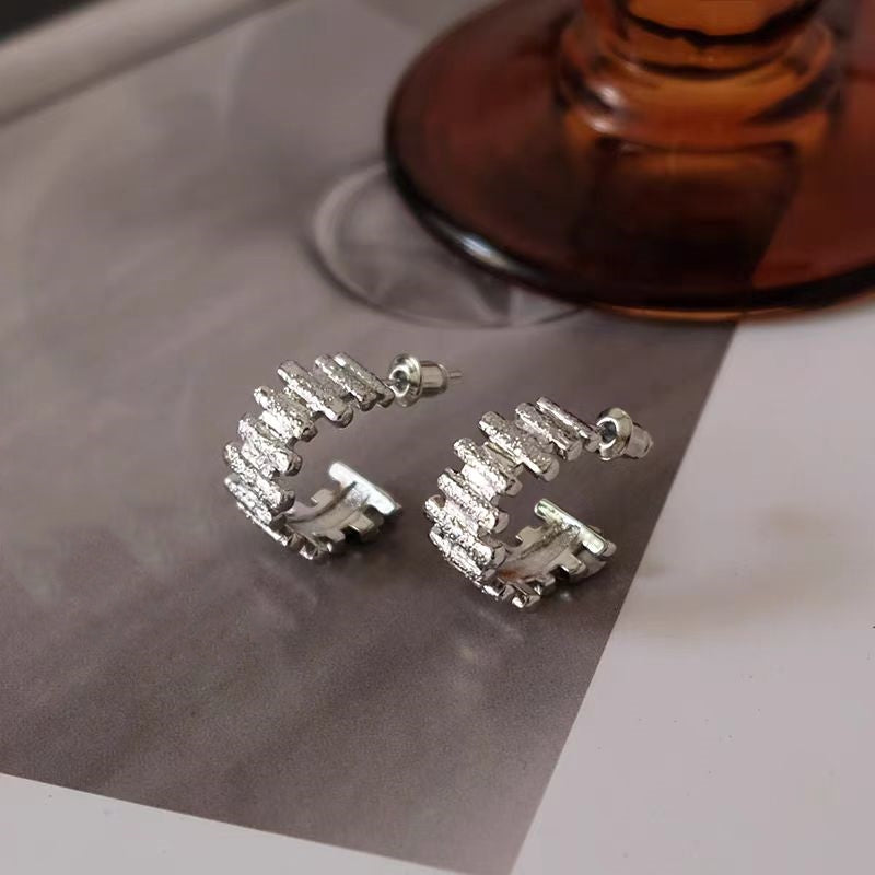 18K Gold-Plated folds C-Shaped Earrings