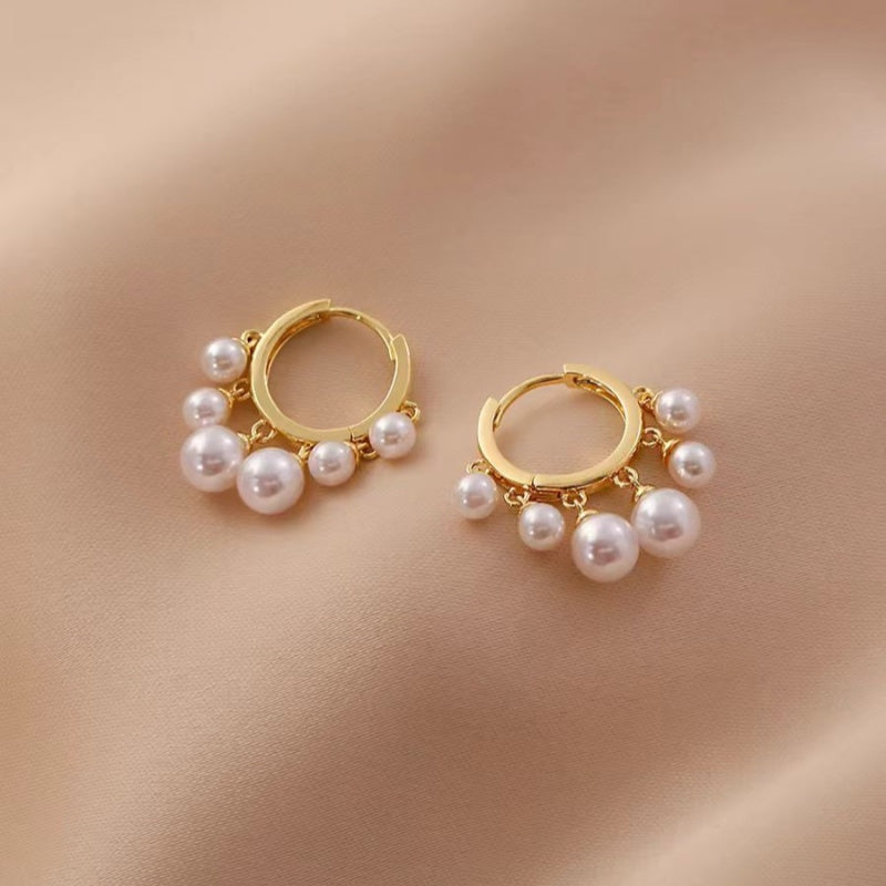 18K Gold-plated Elegant Six Pearl Earrings