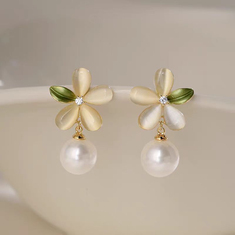 Silver Post Cat's Eye Flower Pearl Earrings