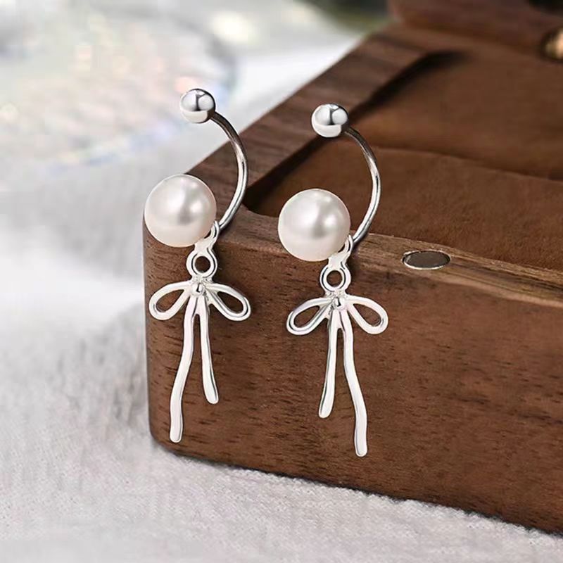 Sterling Silver Elegant Bow Pearl Earrings