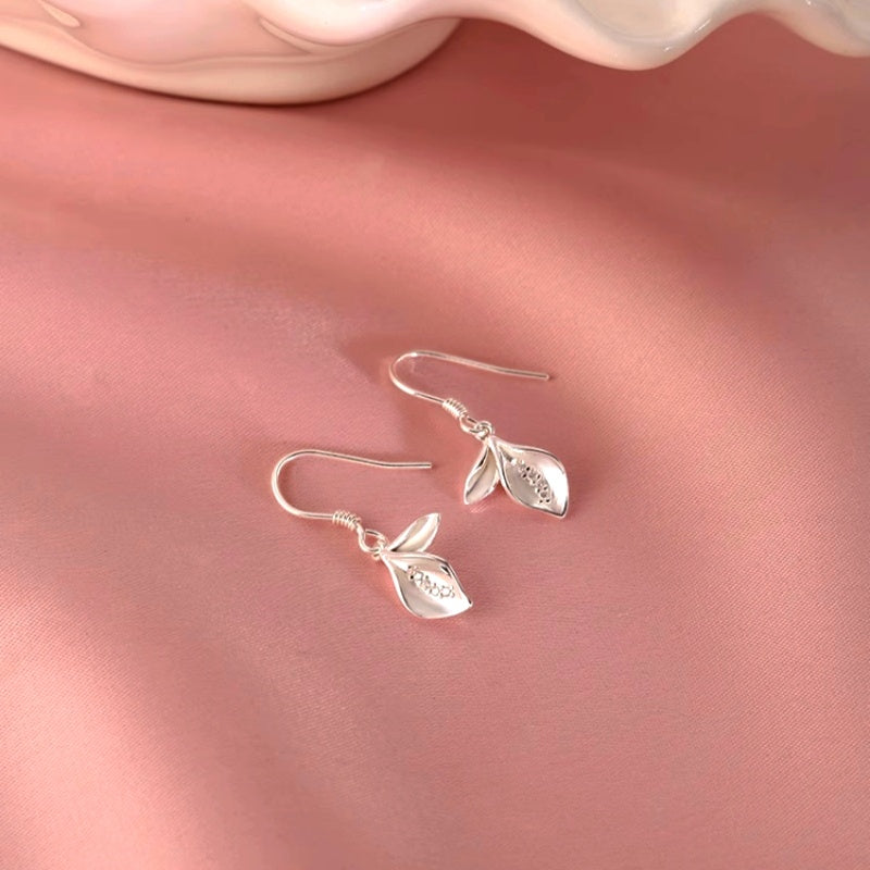 Sterling Silver Elegant Petal Earrings