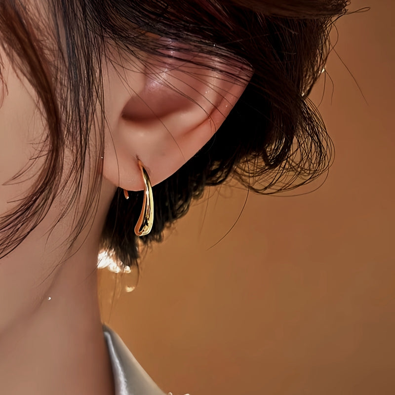 Sterling Silver Elegant Water Drop Ear Hooks