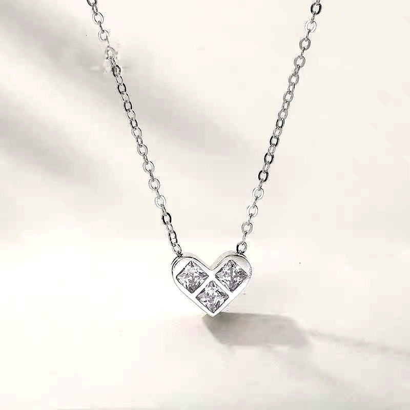 Sterling Silver Luxury Zircon Geometric Heart Clavicle Necklace