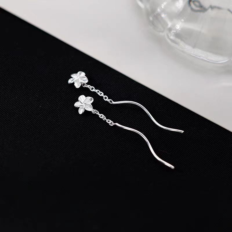 Sterling Silver Simple Flower Threader Earrings