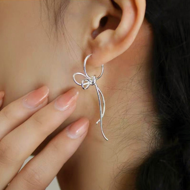Sterling Silver Vintage Pop Bow Earrings